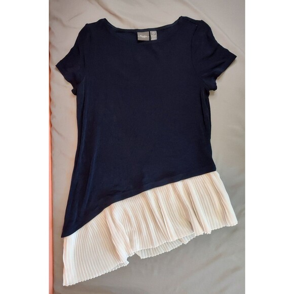 Women's Travelers by Chico's Pleated Asymmetrical Short Sleeve Top Navy Small - Picture 2 of 6